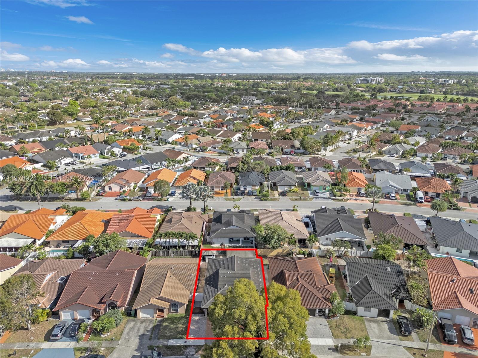 BIRD LAKES SOUTH SEC 4 - Residential