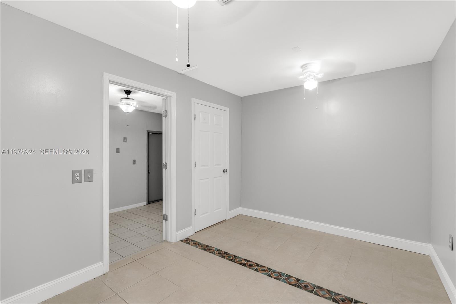 BIRD LAKES SOUTH SEC 4 - Residential