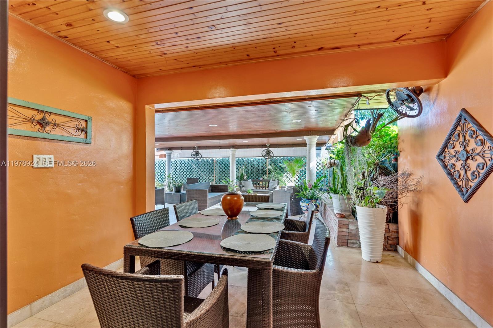 BIRD LAKES SOUTH SEC 4 - Residential