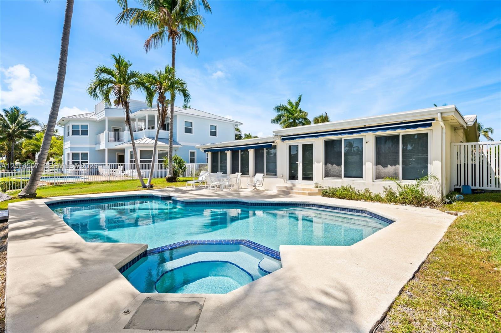 POMPANO SHORES SEC - Residential