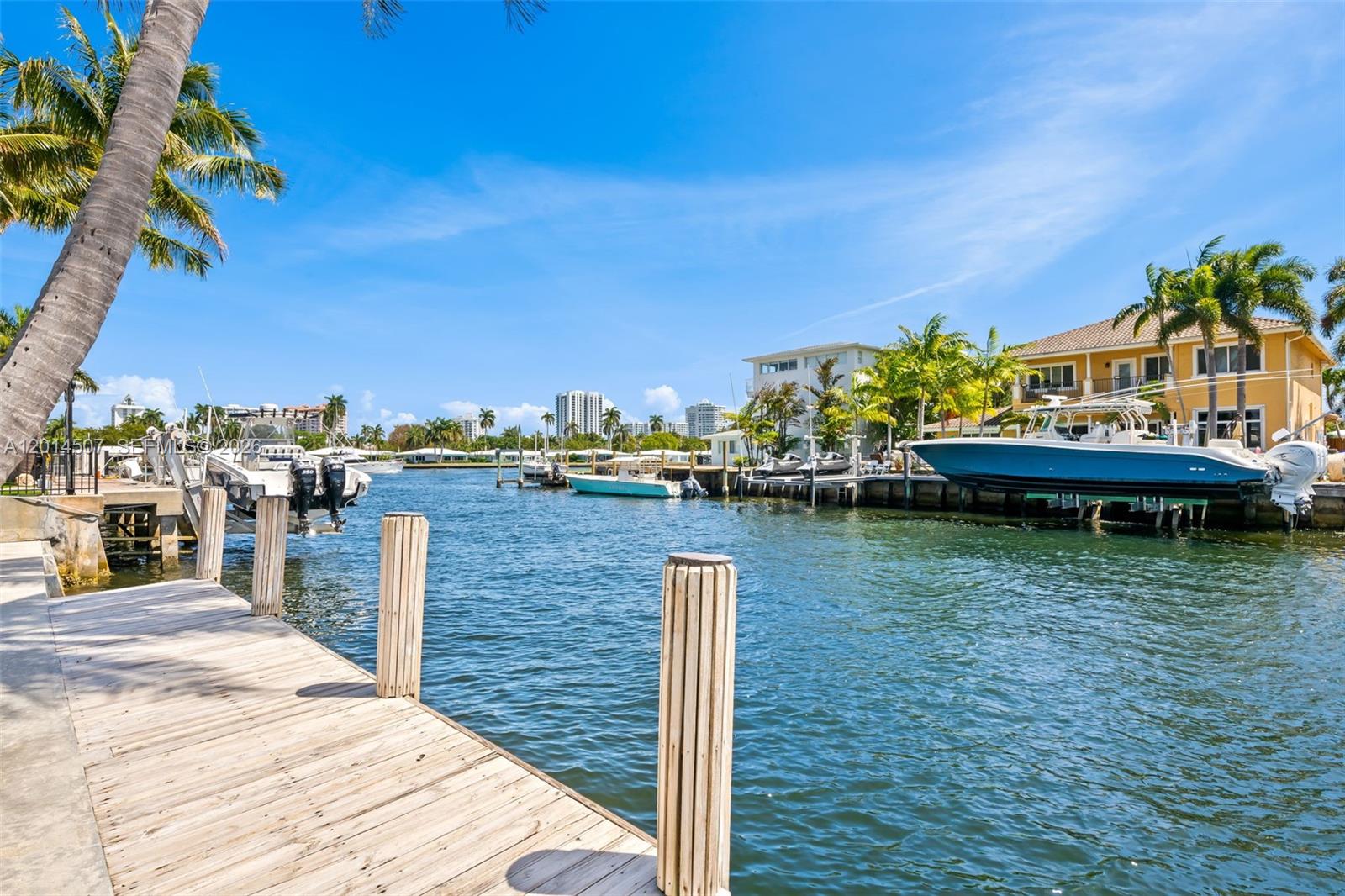 POMPANO SHORES SEC - Residential