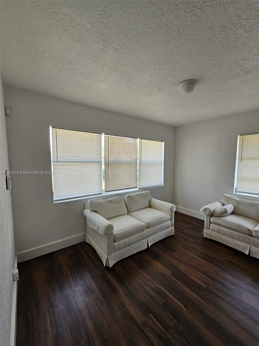 1408 NW 9th Ave B