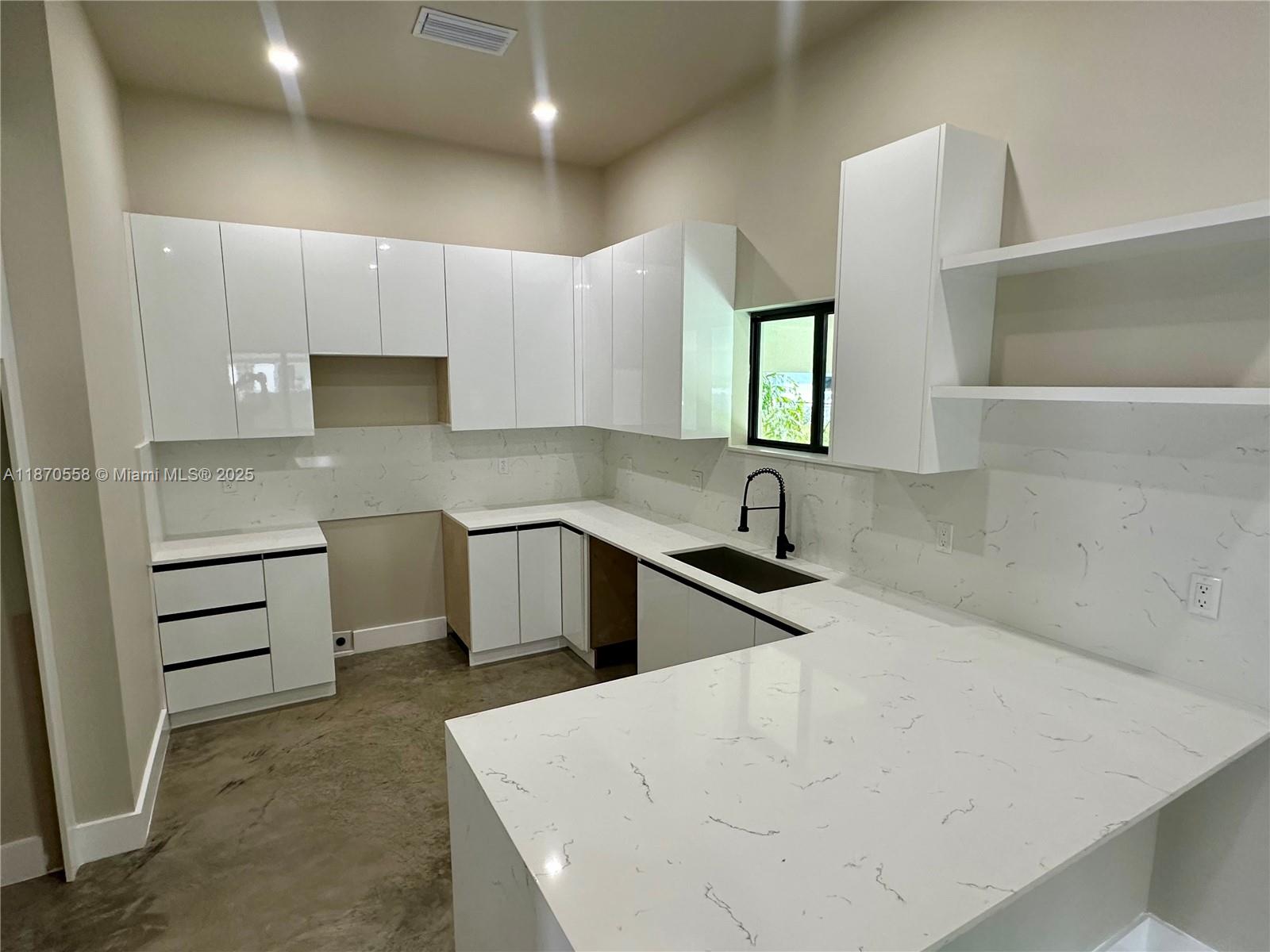 HILDAMERE RESUB PB 40-51 - Residential