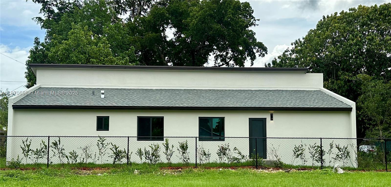 HILDAMERE RESUB PB 40-51 - Residential