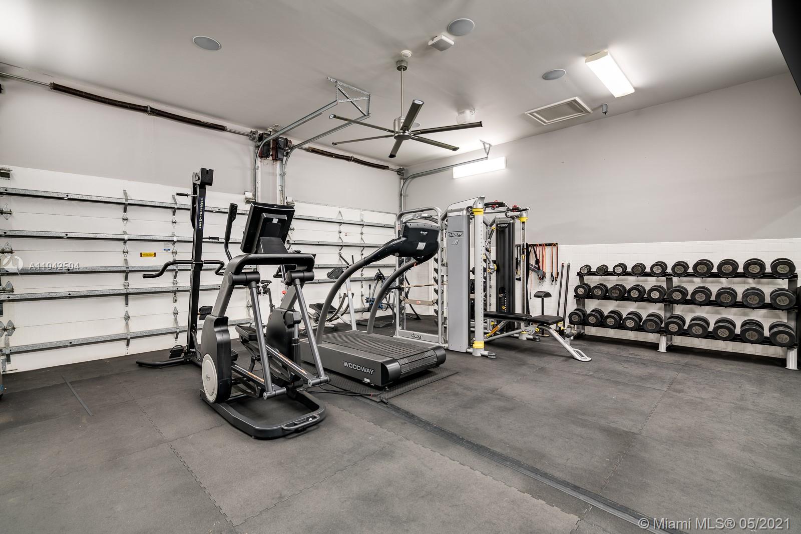 Hammock Lake Park - Residential