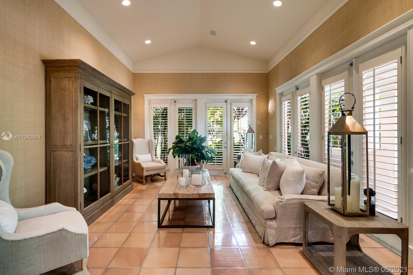 Hammock Lake Park - Residential