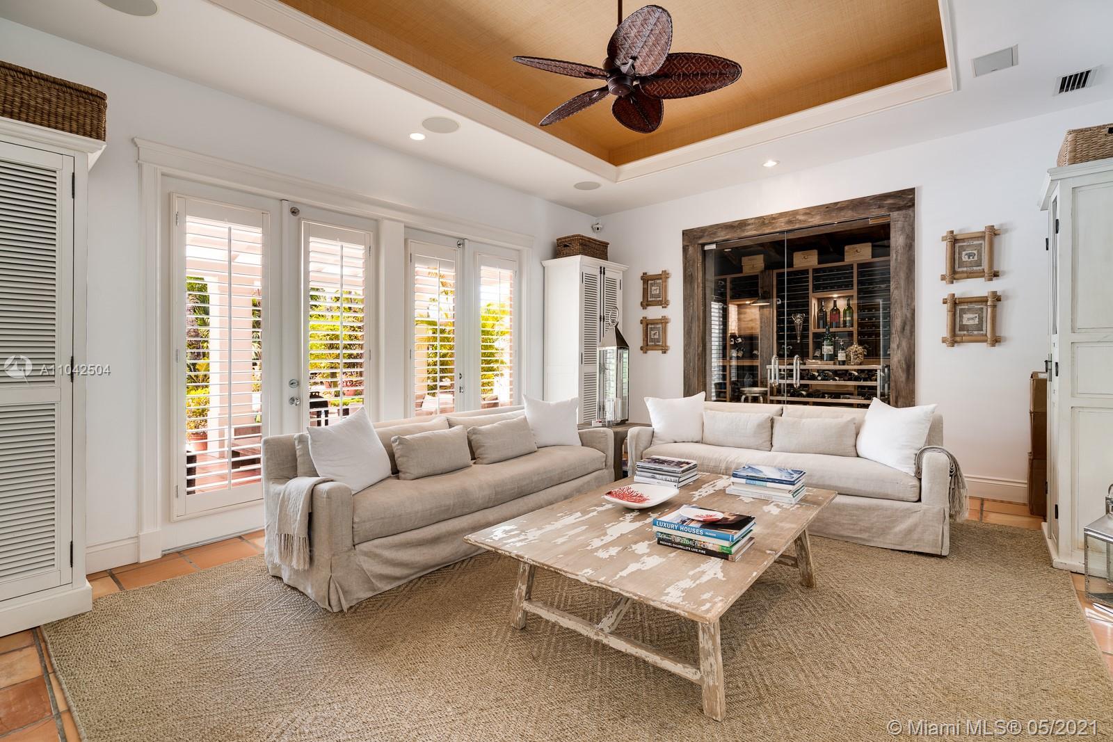 Hammock Lake Park - Residential