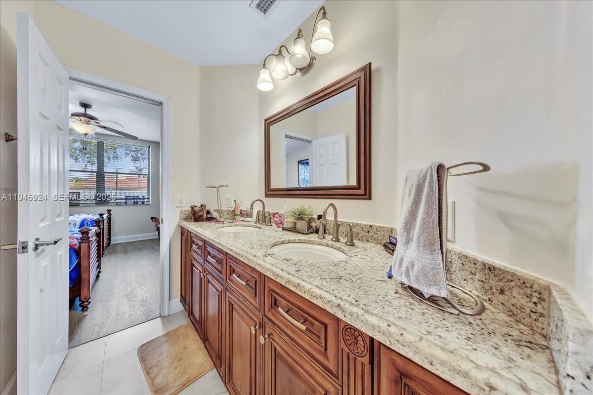 SHENANDOAH SECTION THREE - Residential