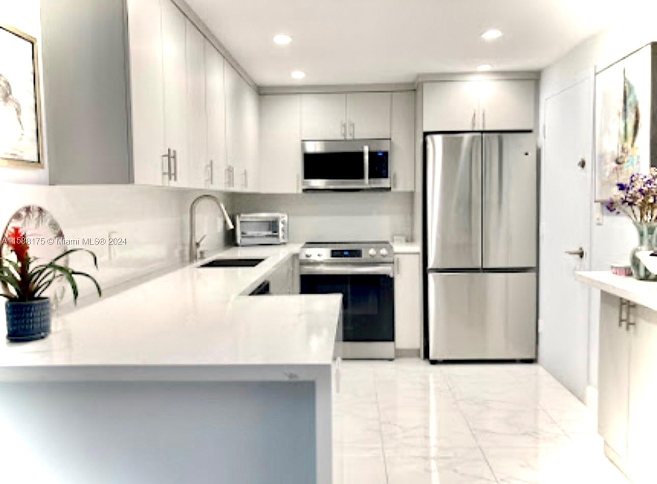 3800 S Ocean Dr 1525
