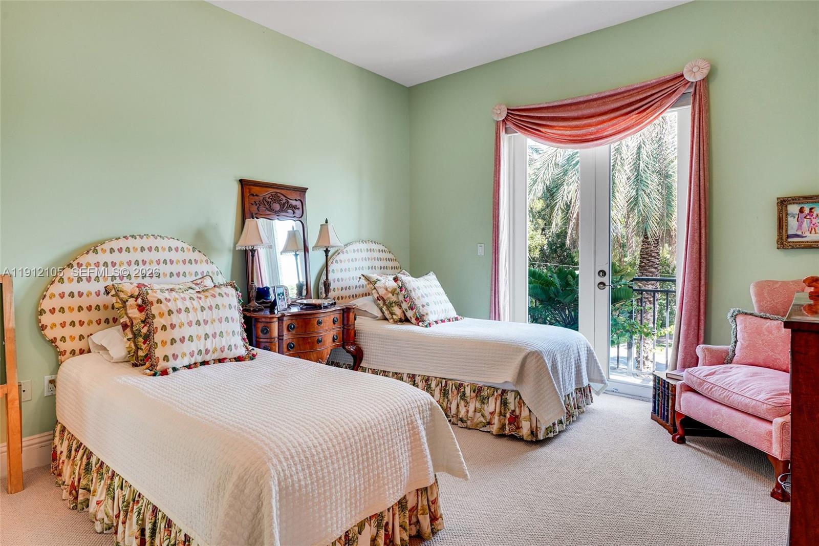 HURRICANE COVE - Residential