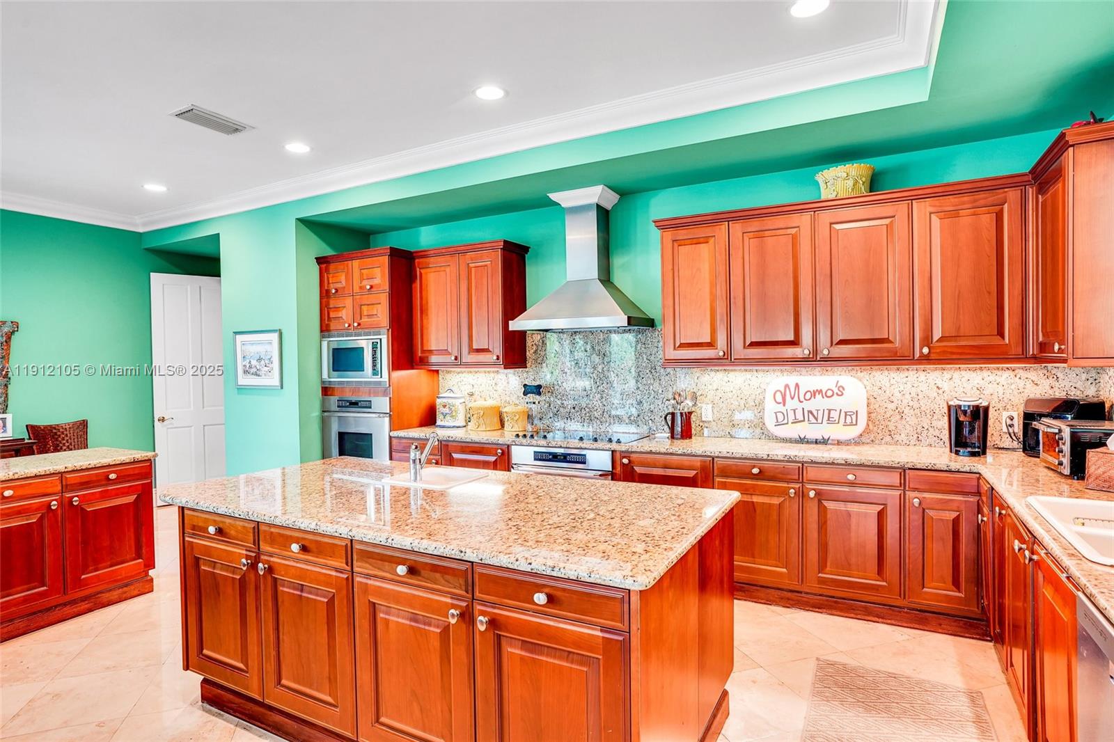 HURRICANE COVE - Residential