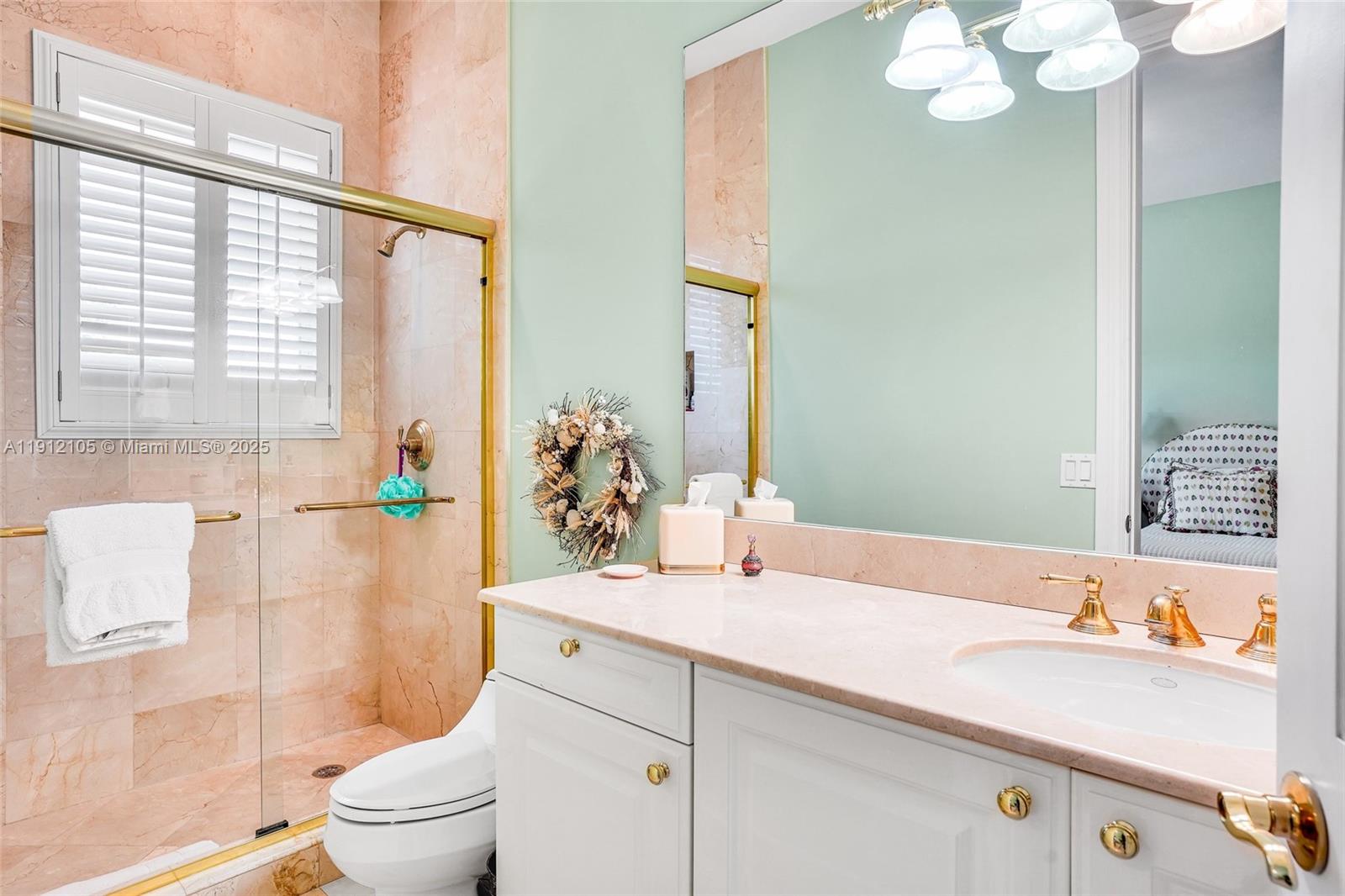 HURRICANE COVE - Residential