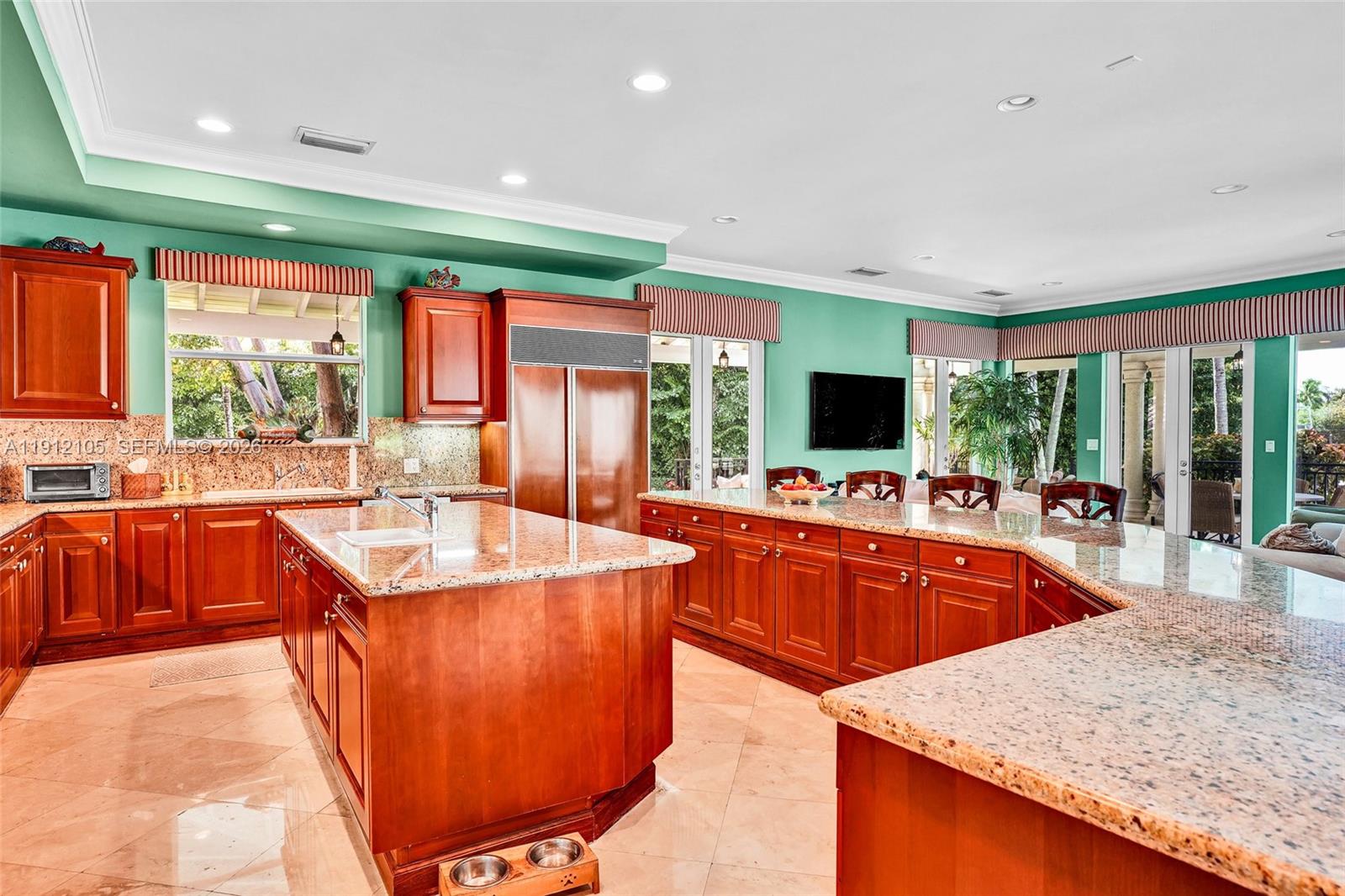 HURRICANE COVE - Residential