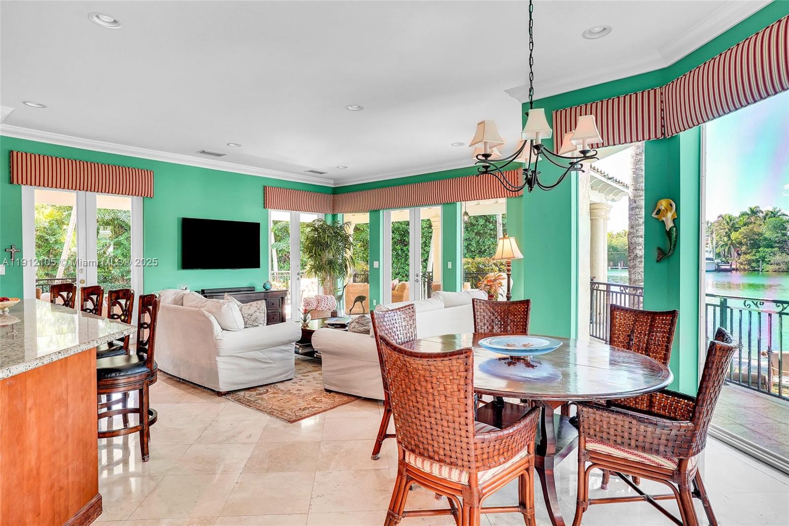 HURRICANE COVE - Residential