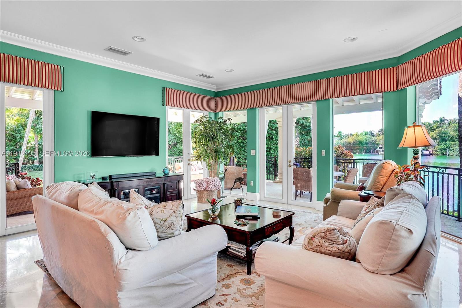 HURRICANE COVE - Residential