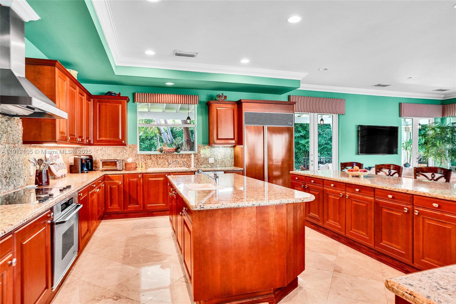 HURRICANE COVE - Residential