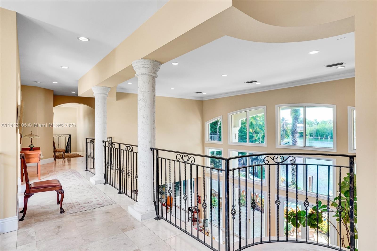 HURRICANE COVE - Residential