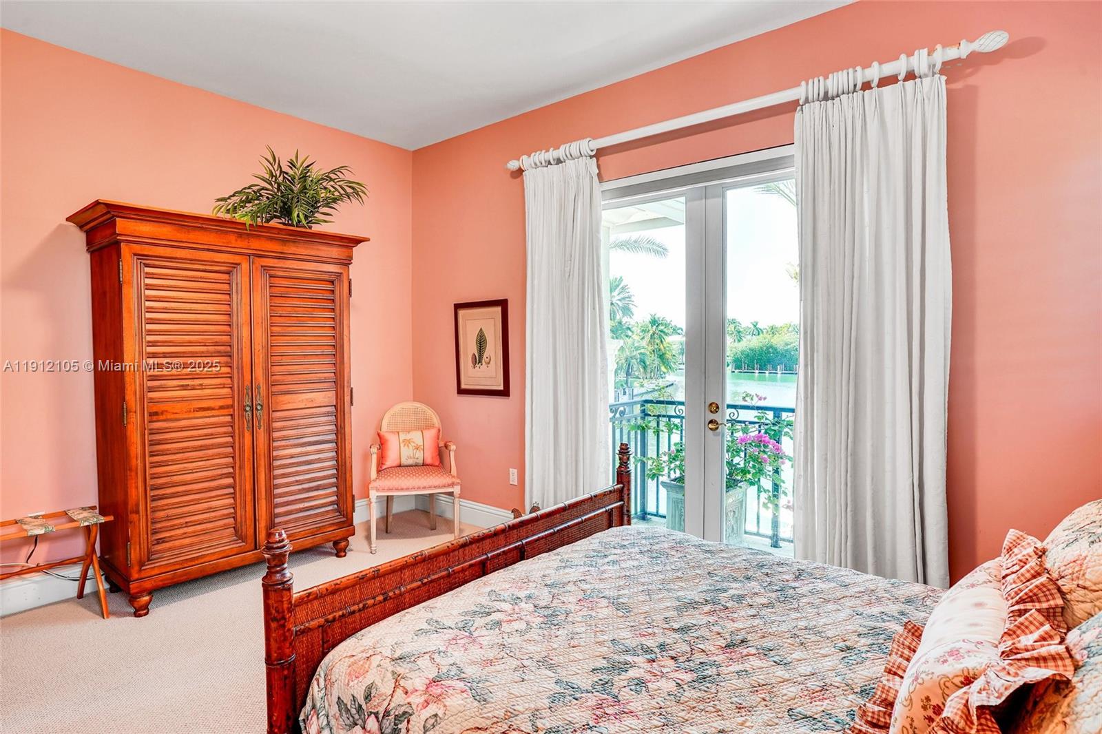 HURRICANE COVE - Residential