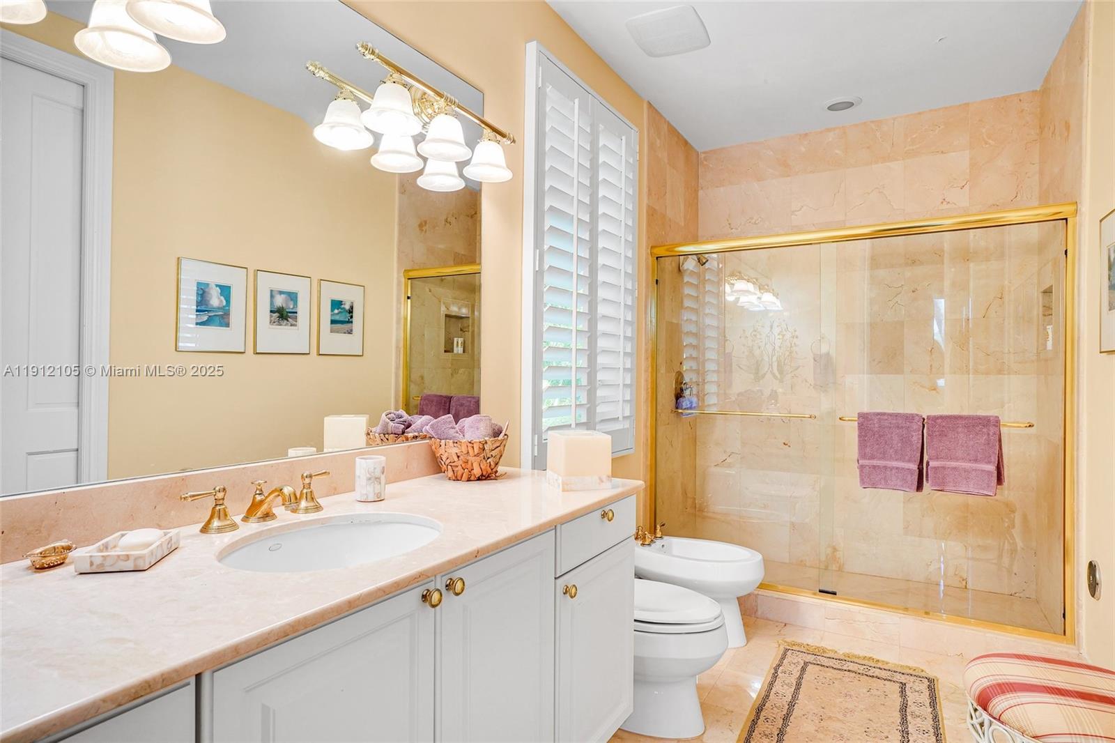 HURRICANE COVE - Residential