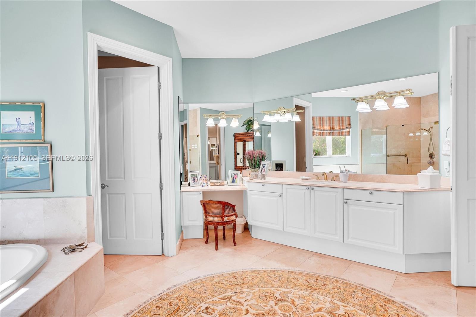 HURRICANE COVE - Residential