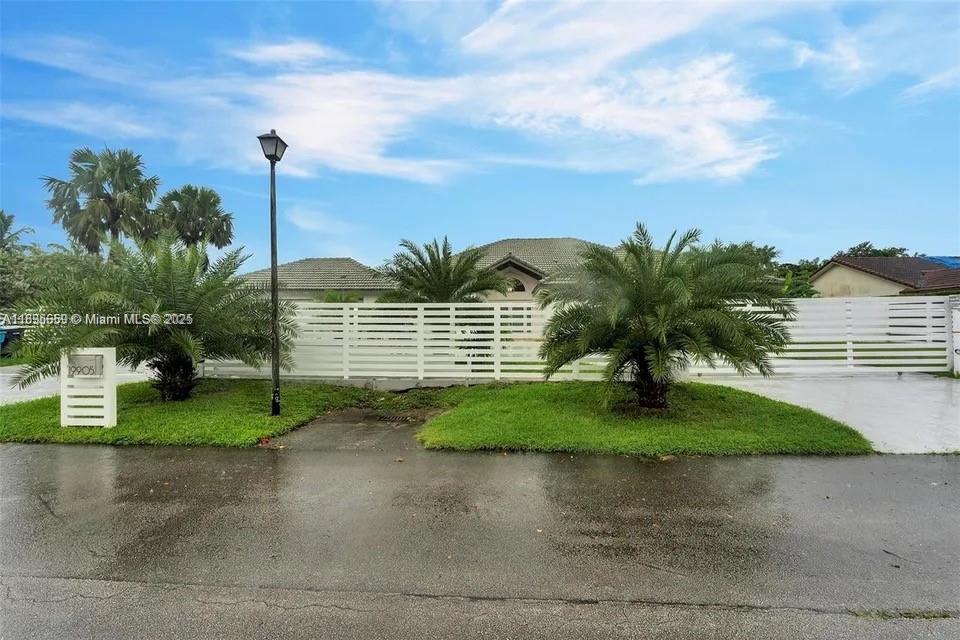 KRISTINA ESTATES 1ST ADDN - Residential Lease