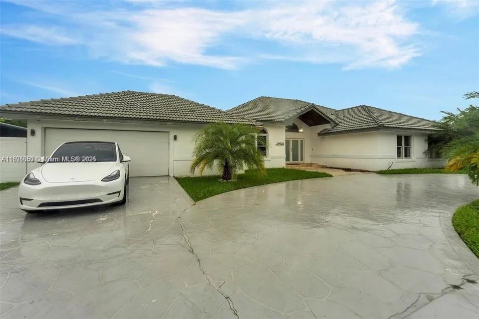 Beautiful Family Home with Pool and Spacious Lot!
This 4-bedroom, 4-bathroom home is freshly painted and features a modern kitchen, family room, high ceilings, and a backyard with an avocado tree. Enjoy a private fenced yard with a pool, play area, space for an RV or boat, 2-car garage, and circular driveway. Each bedroom has its own bathroom and large closets. No HOA. Pets welcome. 1-year lease with option to renew. Call listing agent for showings.