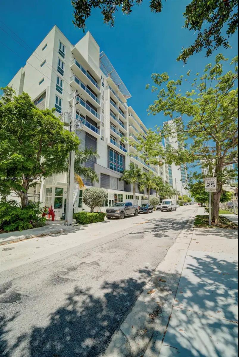 26 EDGEWATER CONDO - Residential Lease