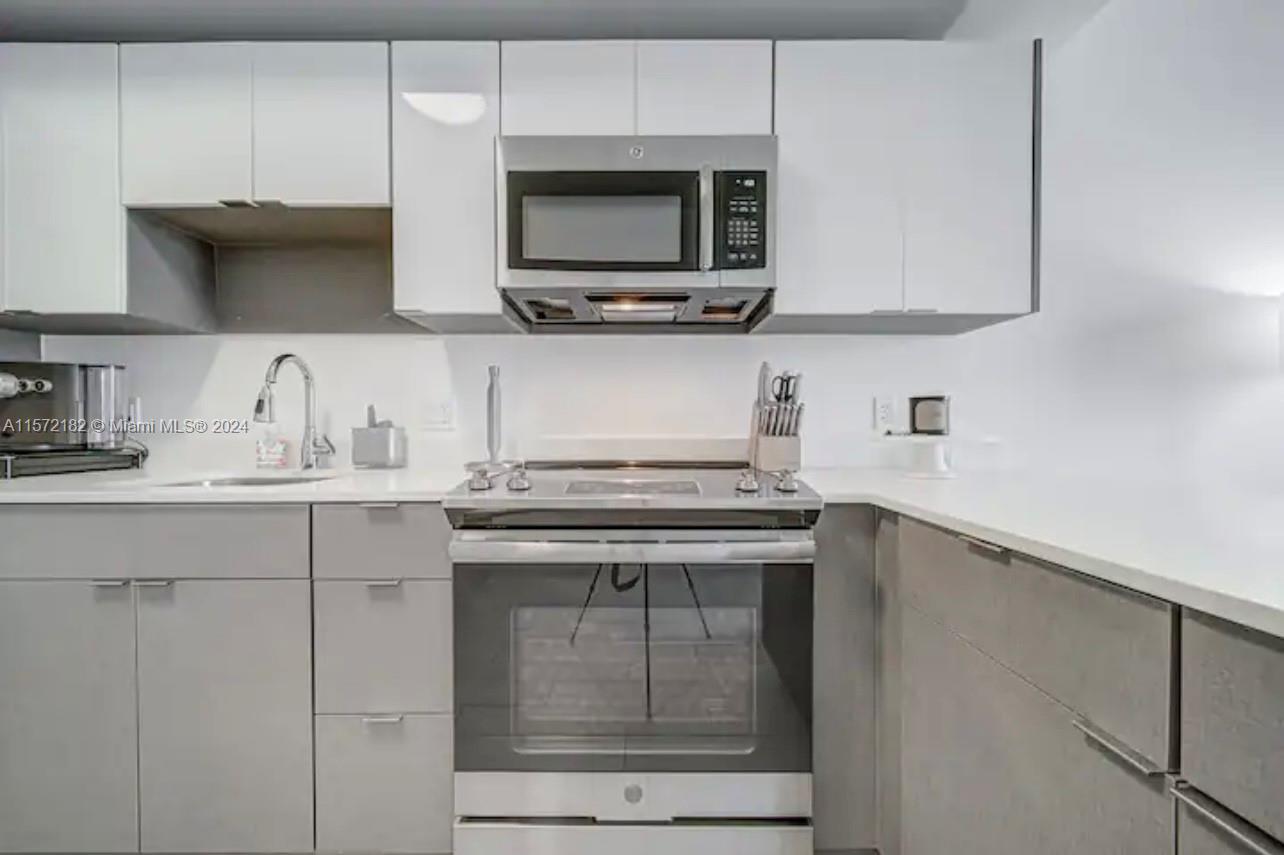 26 EDGEWATER CONDO - Residential Lease