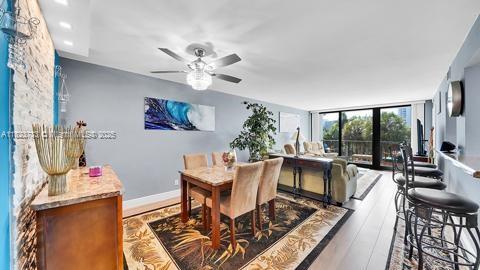 200 Leslie Dr 407
