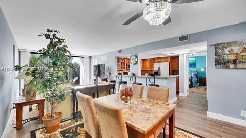 200 Leslie Dr 407