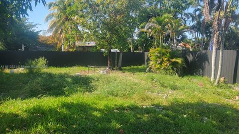 3351 SW 5th Miami FL 33135