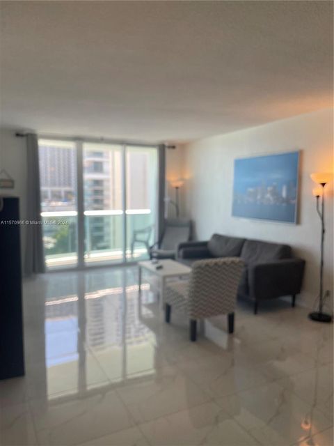 Condominium in Hollywood FL 3901 Ocean Dr Dr 15.jpg