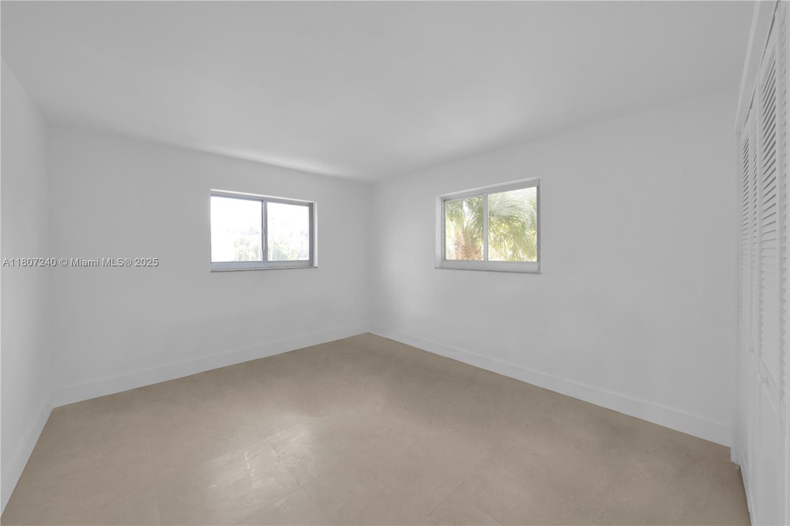 KEY BISCAYNE VI CONDO - Residential Lease