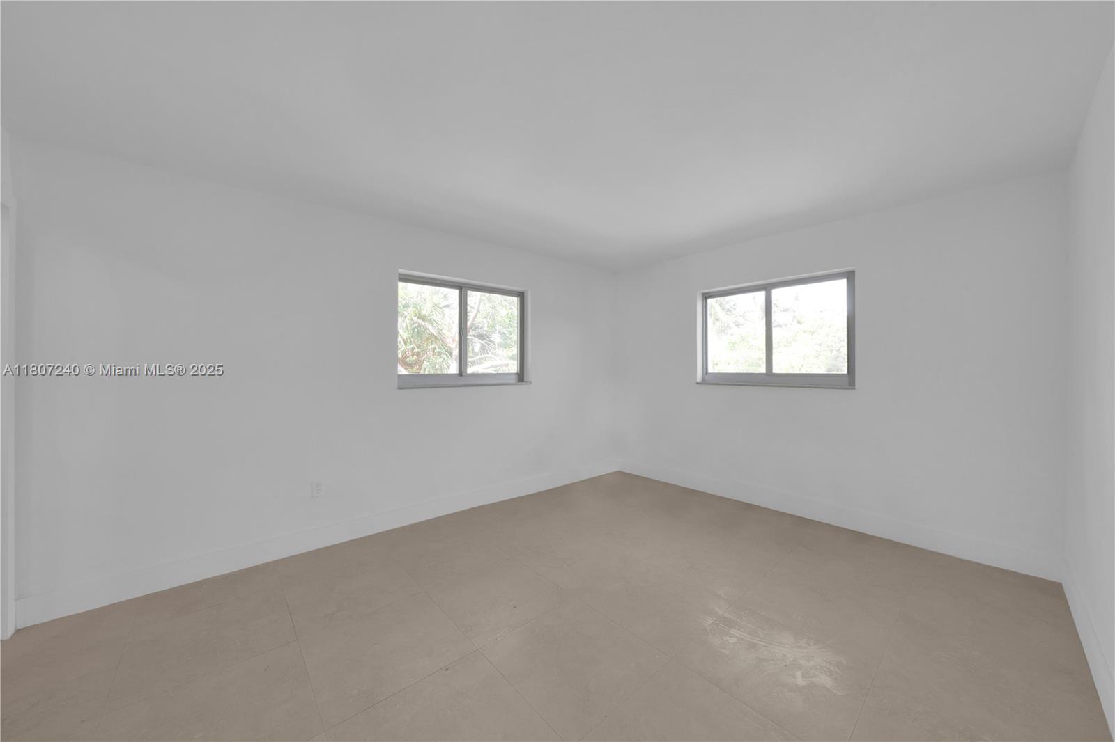 KEY BISCAYNE VI CONDO - Residential Lease