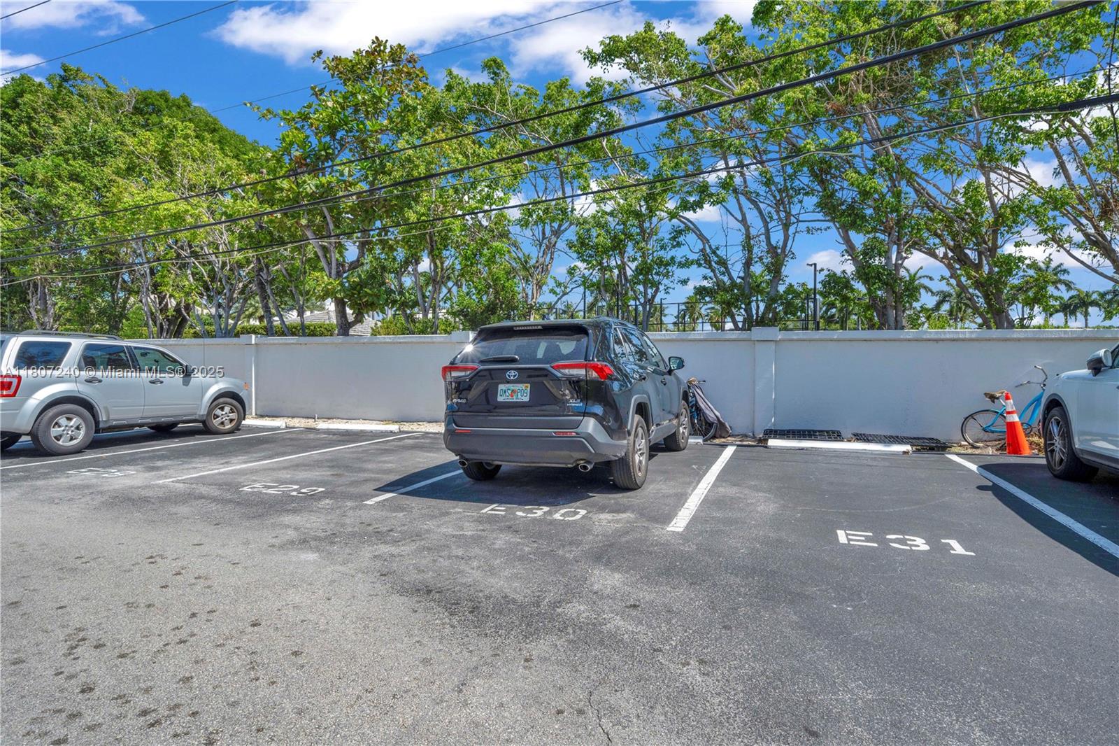 KEY BISCAYNE VI CONDO - Residential Lease