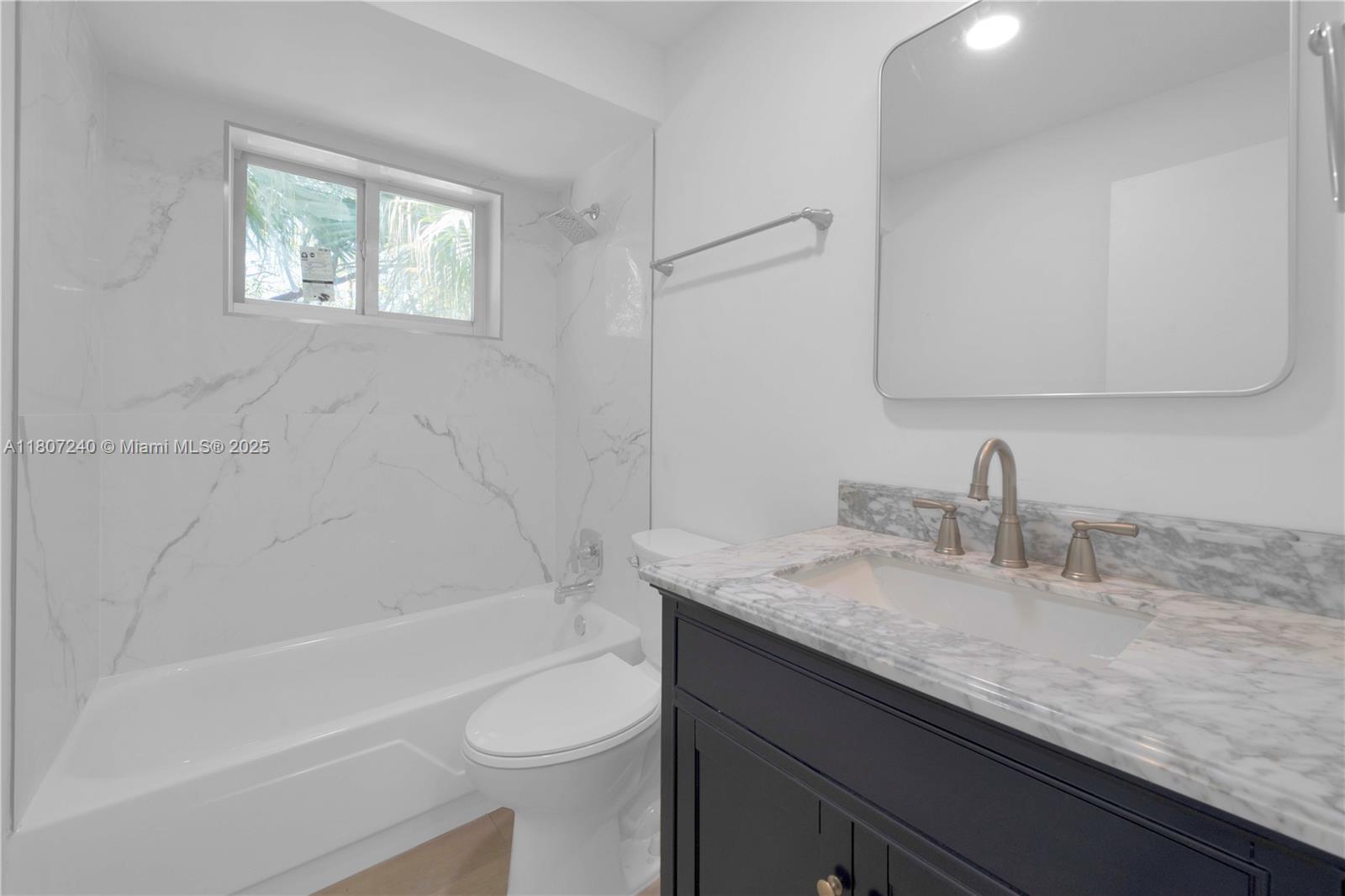 KEY BISCAYNE VI CONDO - Residential Lease