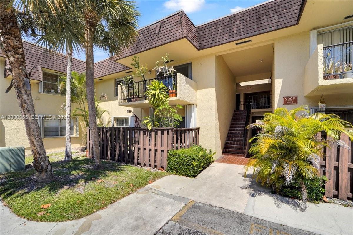 9009 SW 138th St 20-2
