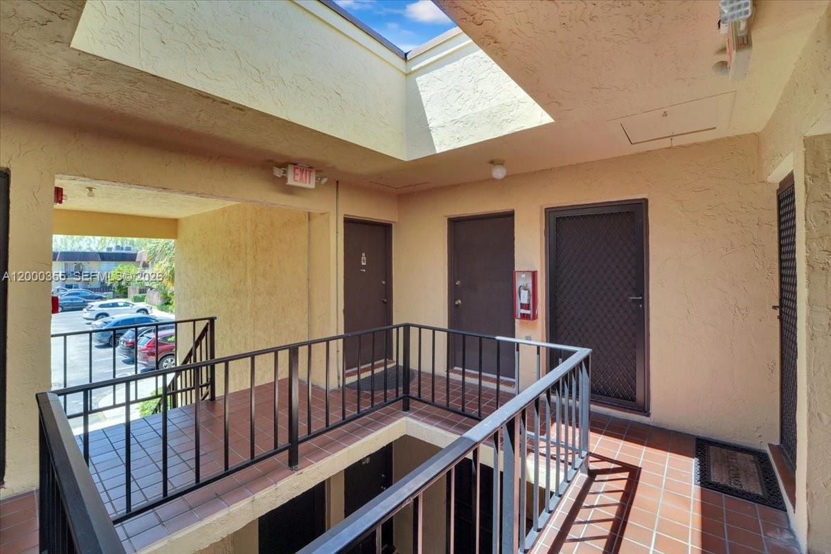 9009 SW 138th St 20-2