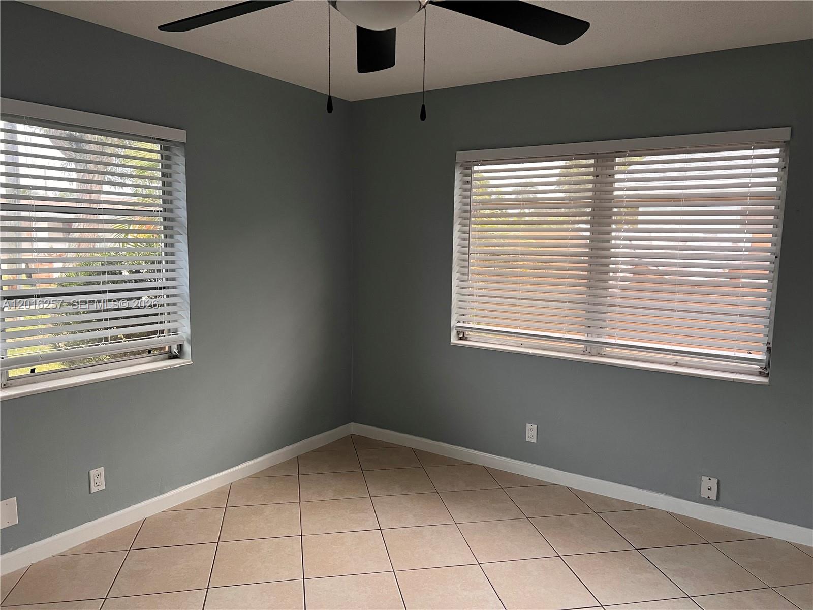 TOWN OF DEERFIELD - Residential Lease