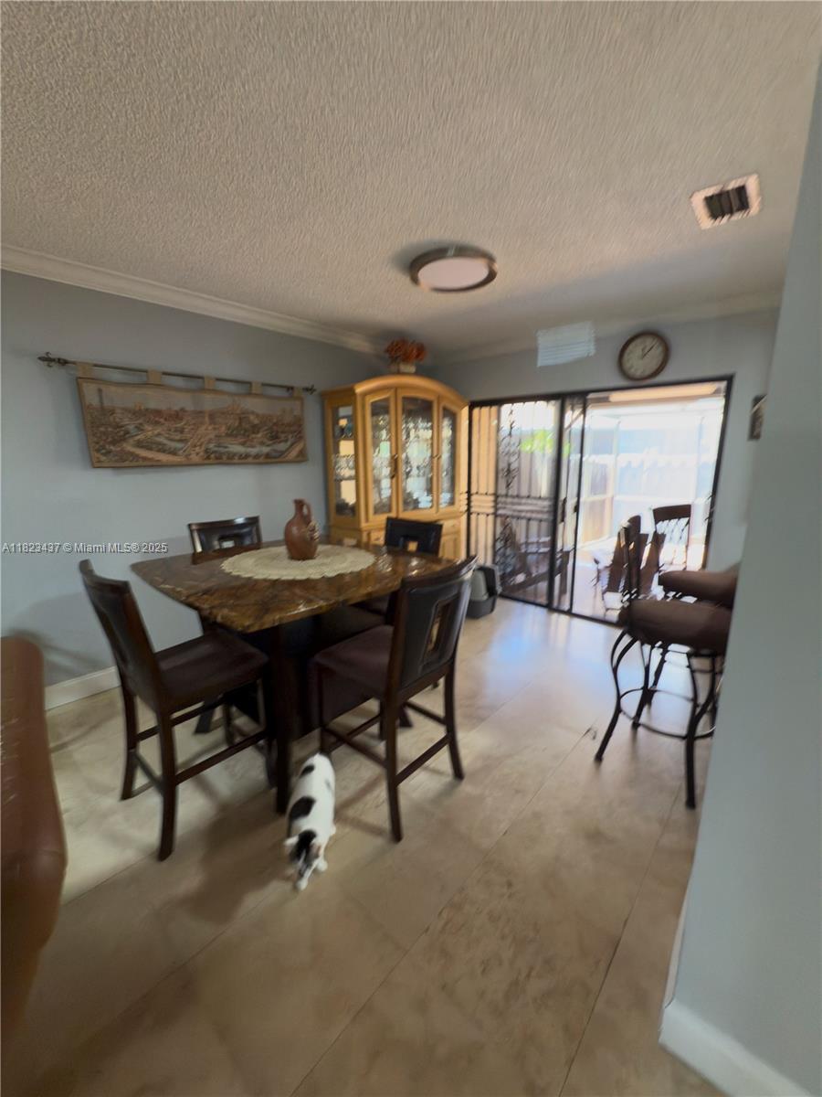 PEMBROKE LAKES SOUTH - Residential