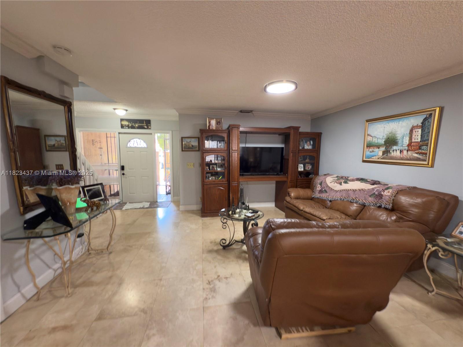 PEMBROKE LAKES SOUTH - Residential