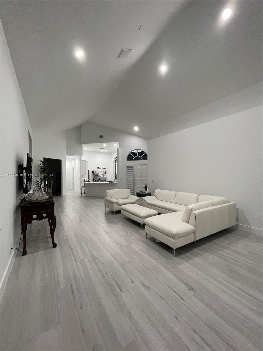 BANYANS OF ARVIDA COUNTRY - Residential