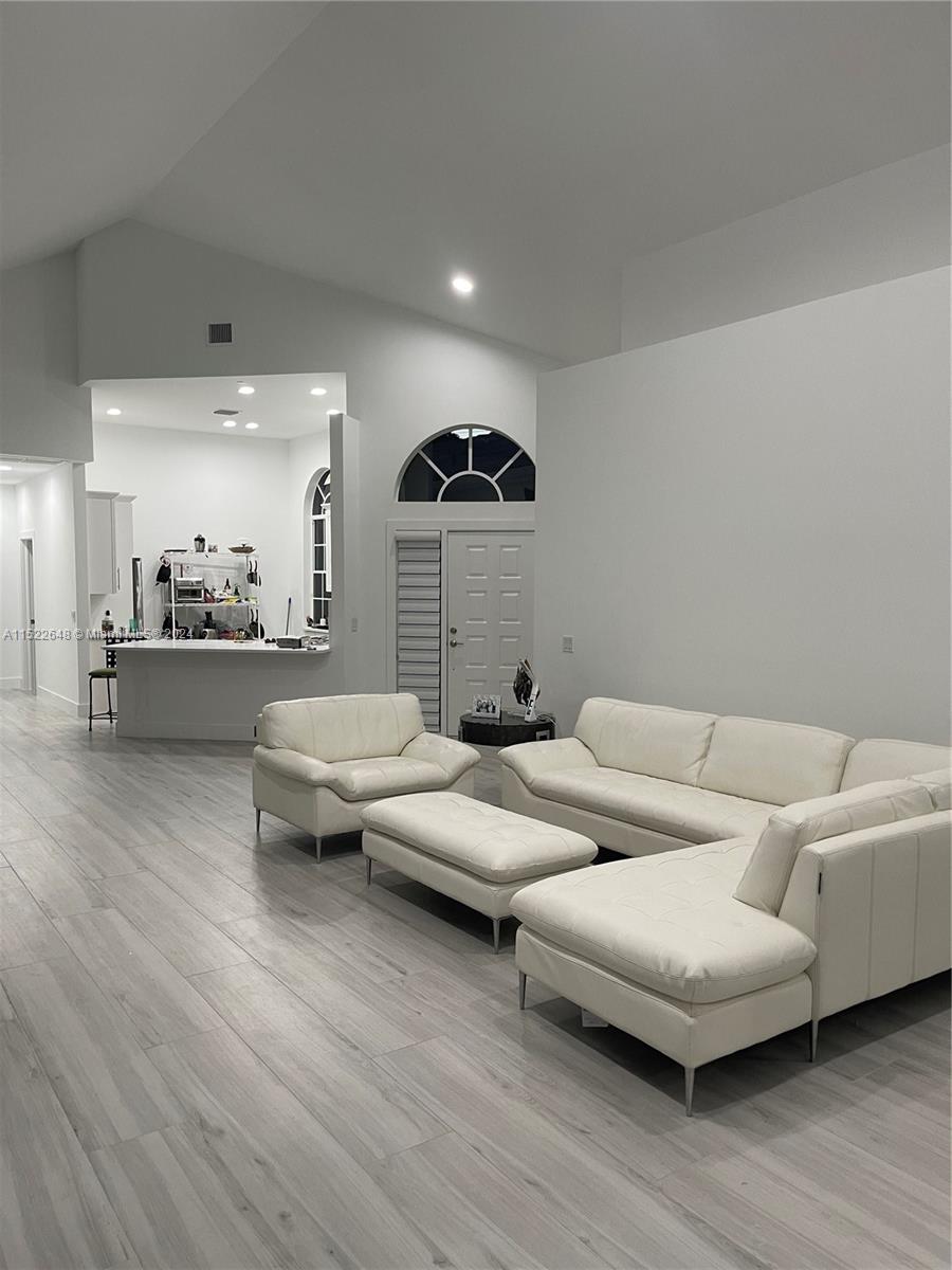 BANYANS OF ARVIDA COUNTRY - Residential