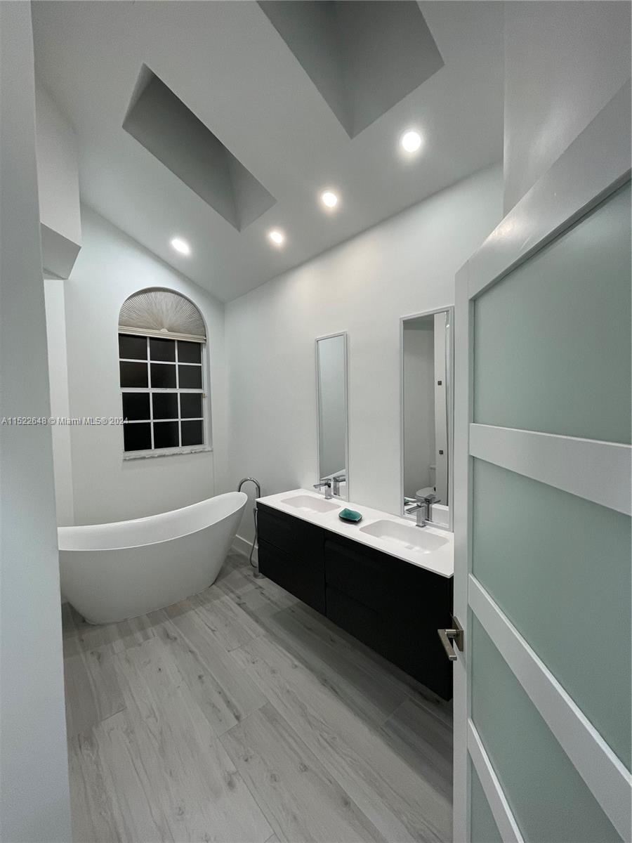 BANYANS OF ARVIDA COUNTRY - Residential
