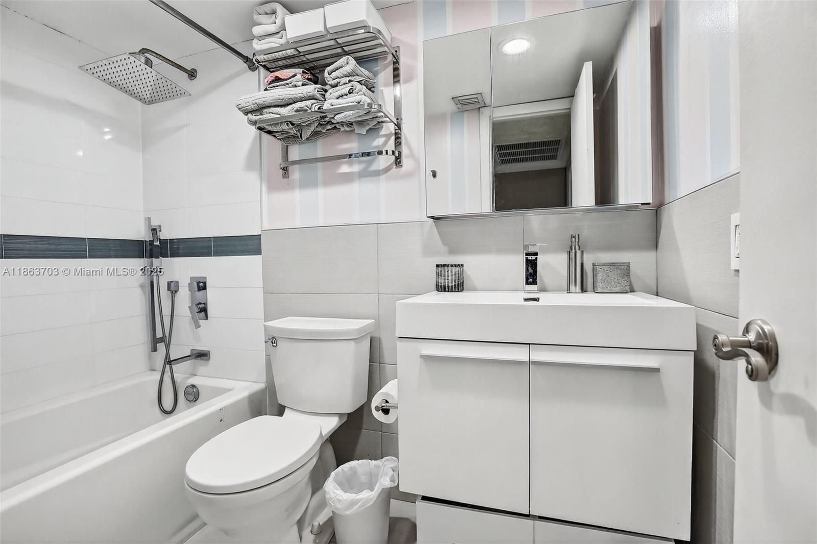 EVERGLADES SUGAR & LAND C - Residential