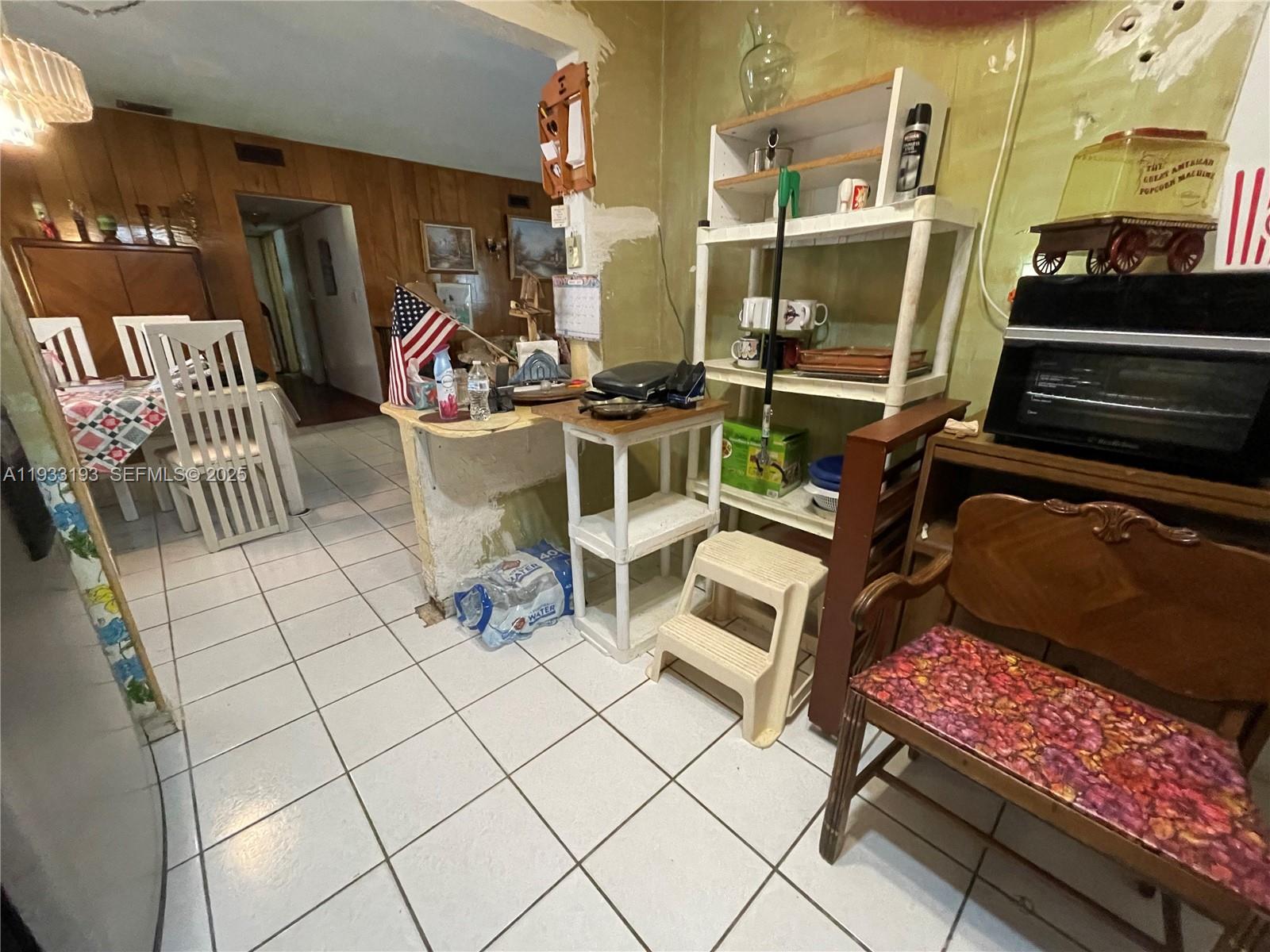 MYRTLE GROVE 2ND ADDN - Residential