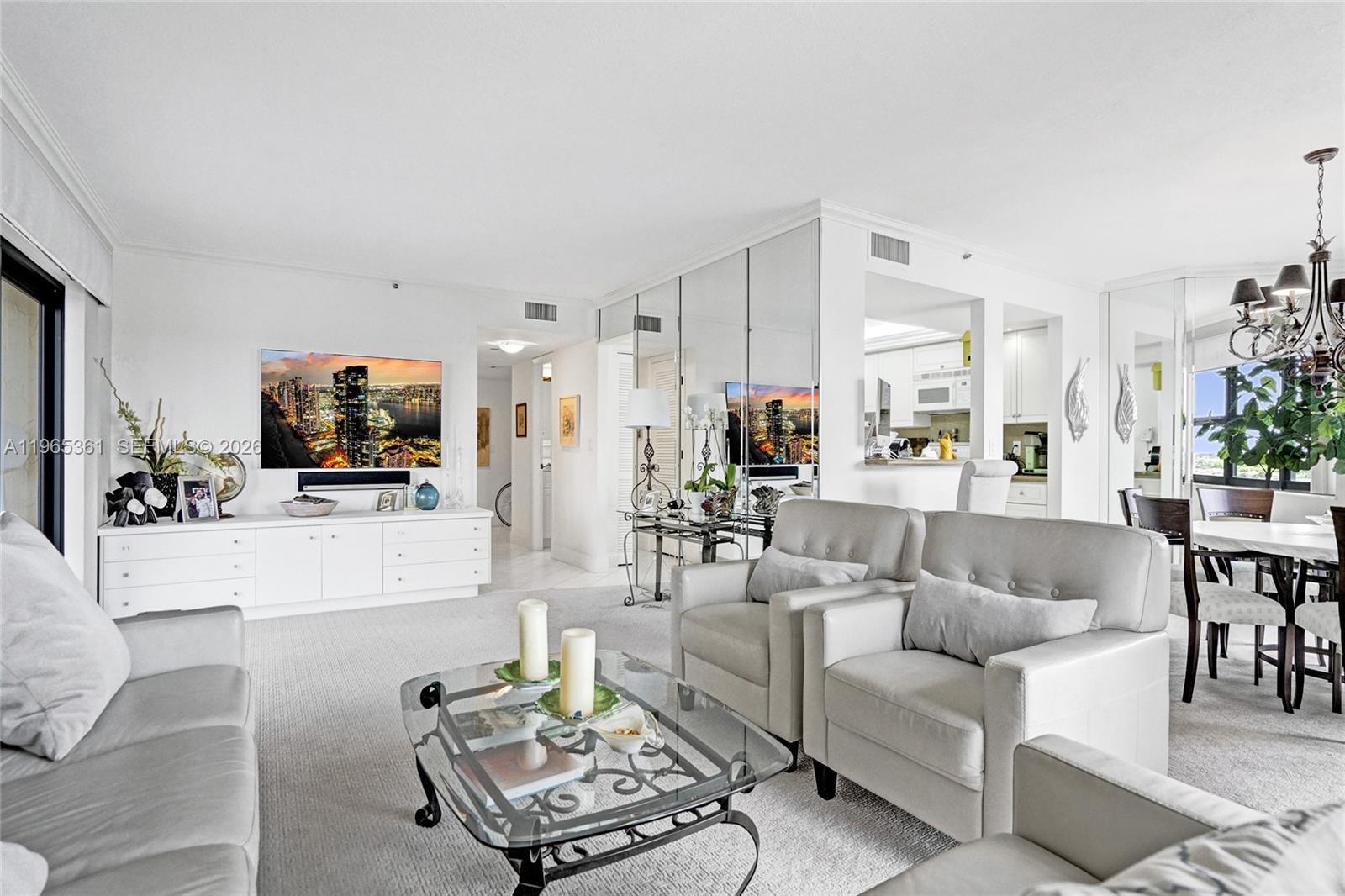 TRITON CONDO - Residential