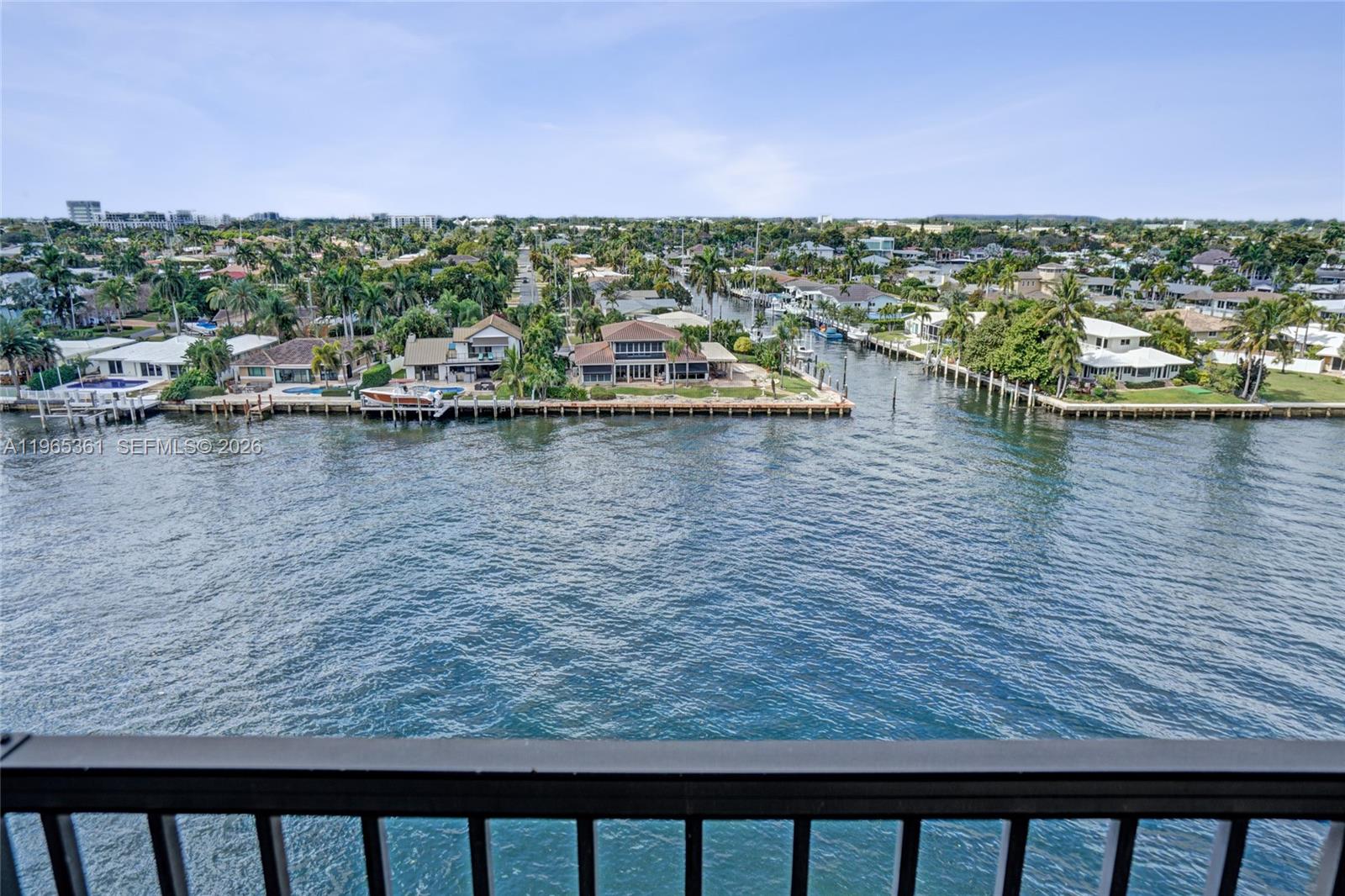 TRITON CONDO - Residential