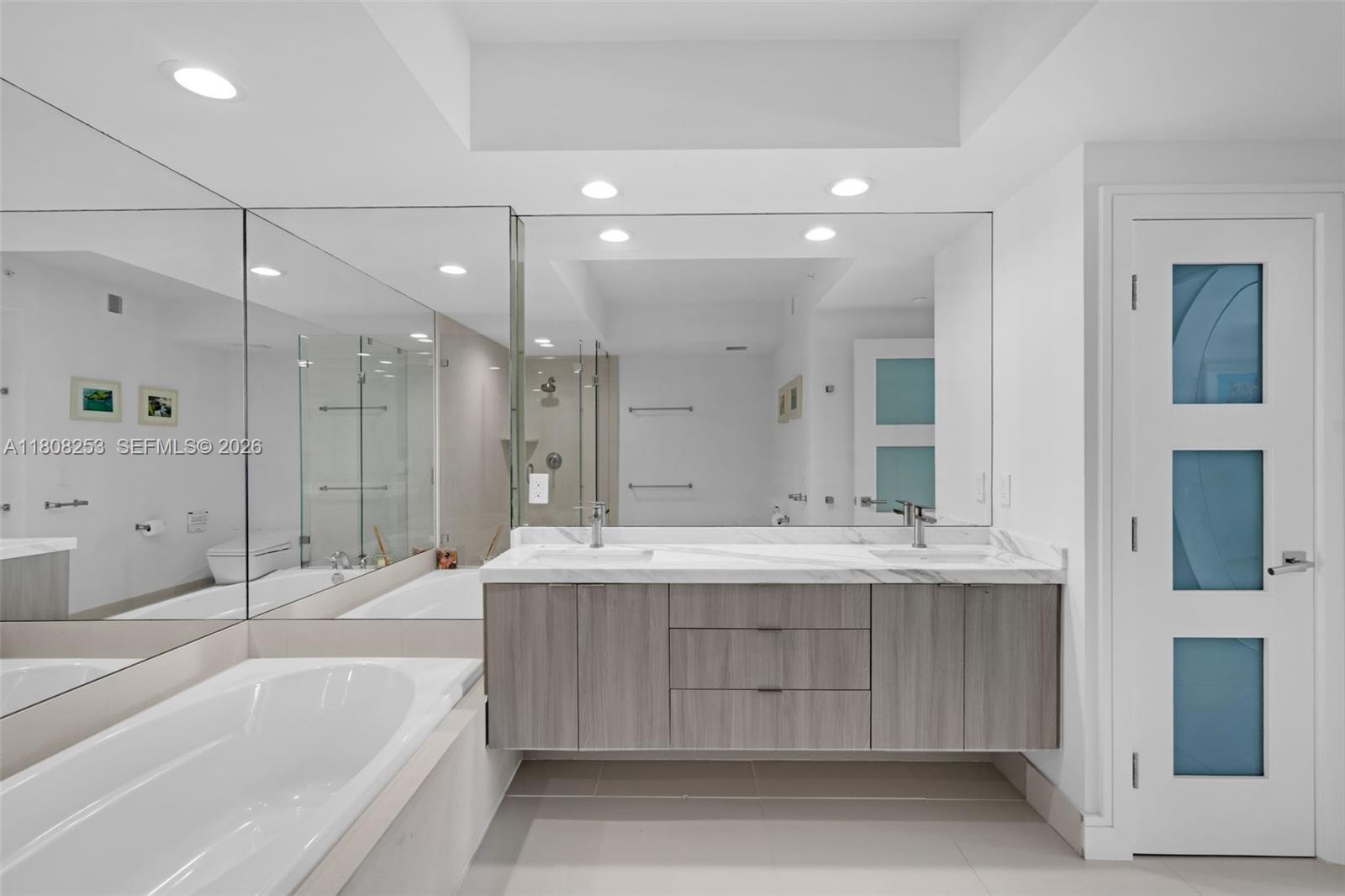 SAPPHIRE FORT LAUDERDALE - Residential