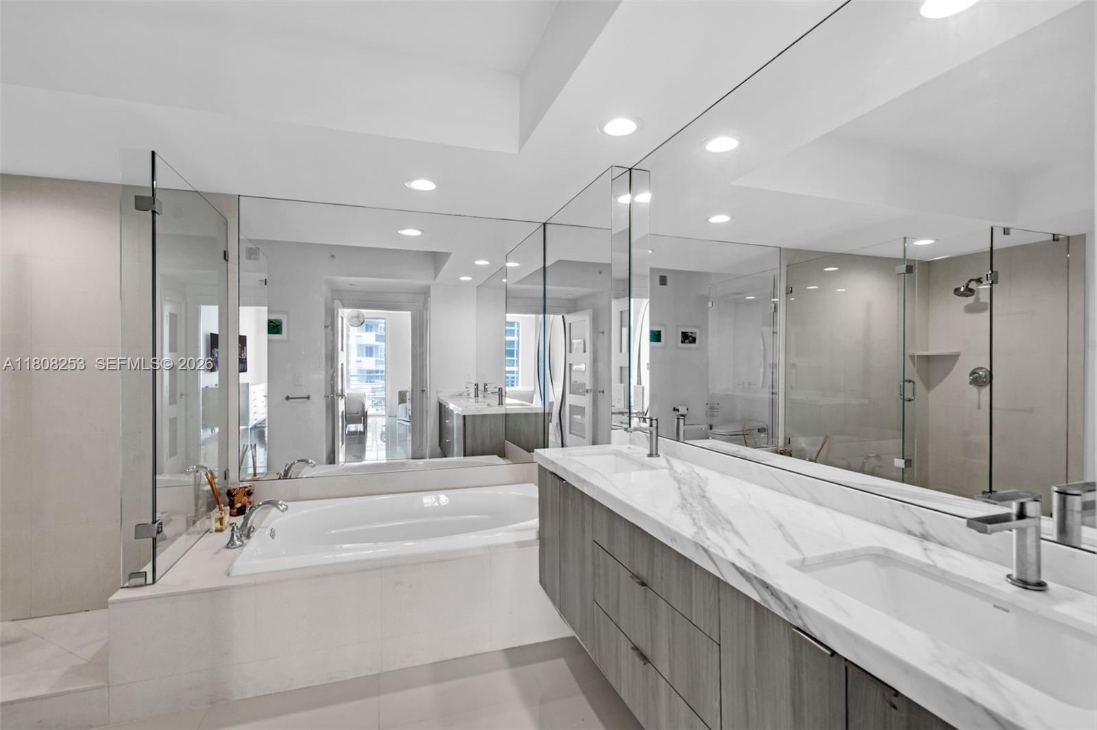 SAPPHIRE FORT LAUDERDALE - Residential